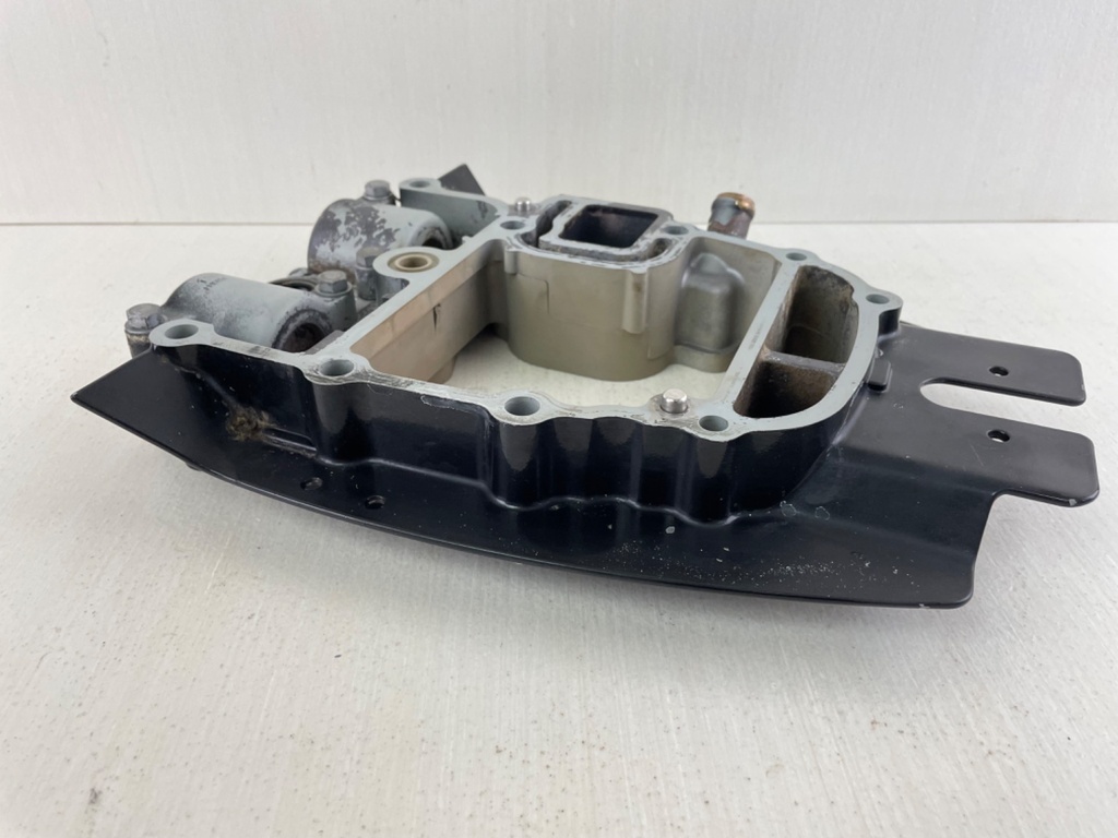 1999 Suzuki 50HP 4 Stroke Outboard Engine Holder Assembly 51110-87J02-0EP