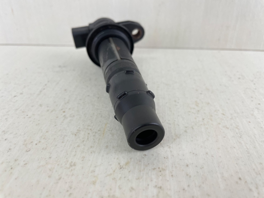 Suzuki DF 40 50 HP 4 Stroke Outboard Ignition Coil Assembly 33410-87J00