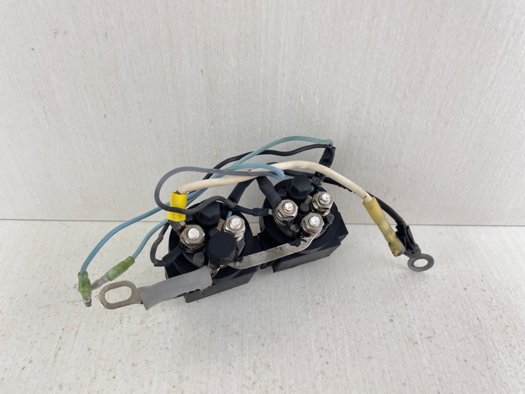 1999 Suzuki DF 40 50 HP 4 Stroke Outboard PTT Power Trim Tilt Relay 38410-94551