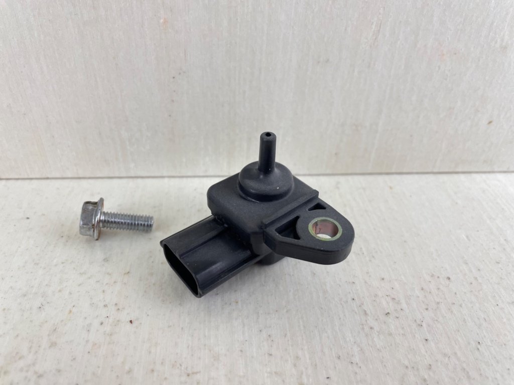 Suzuki DF 50 HP 4 Stroke Outboard MAP Sensor 18590-80C40