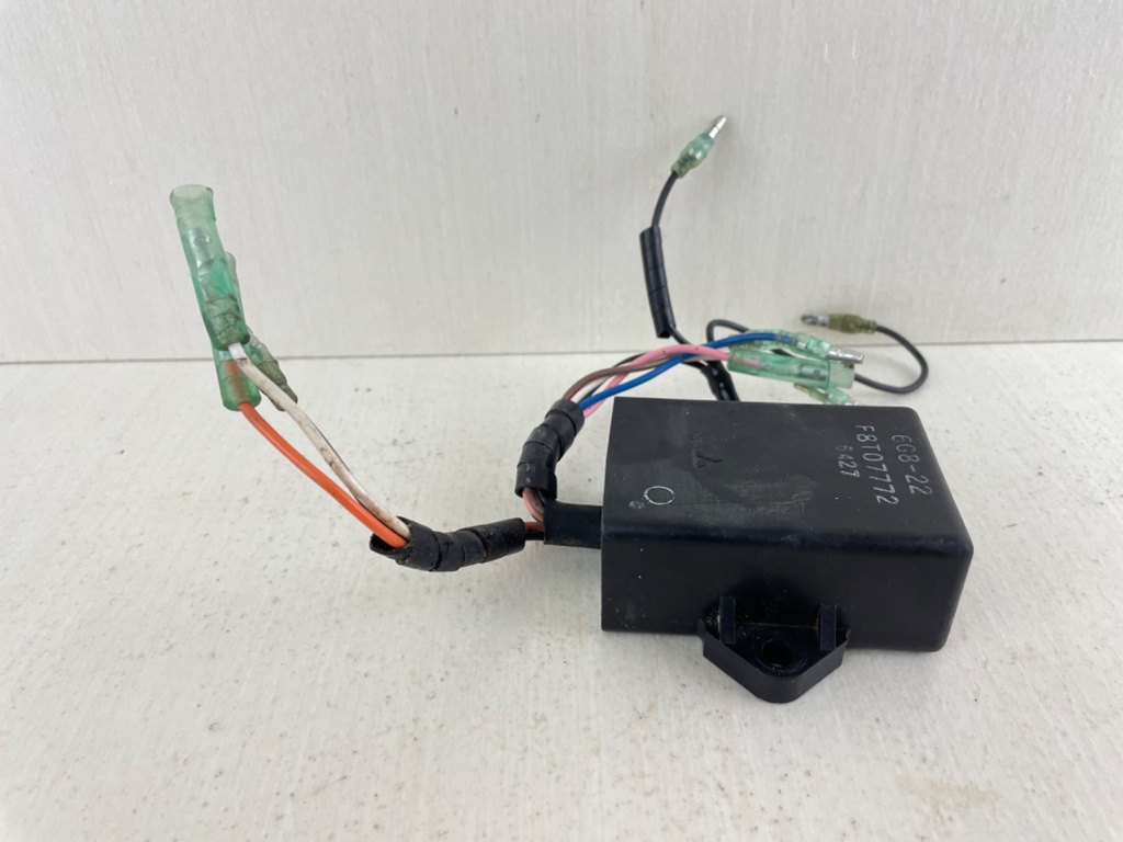 1997 Yamaha 9.9HP Outboard 2 Stroke CDI Unit Assembly 6G8-85540-22-00