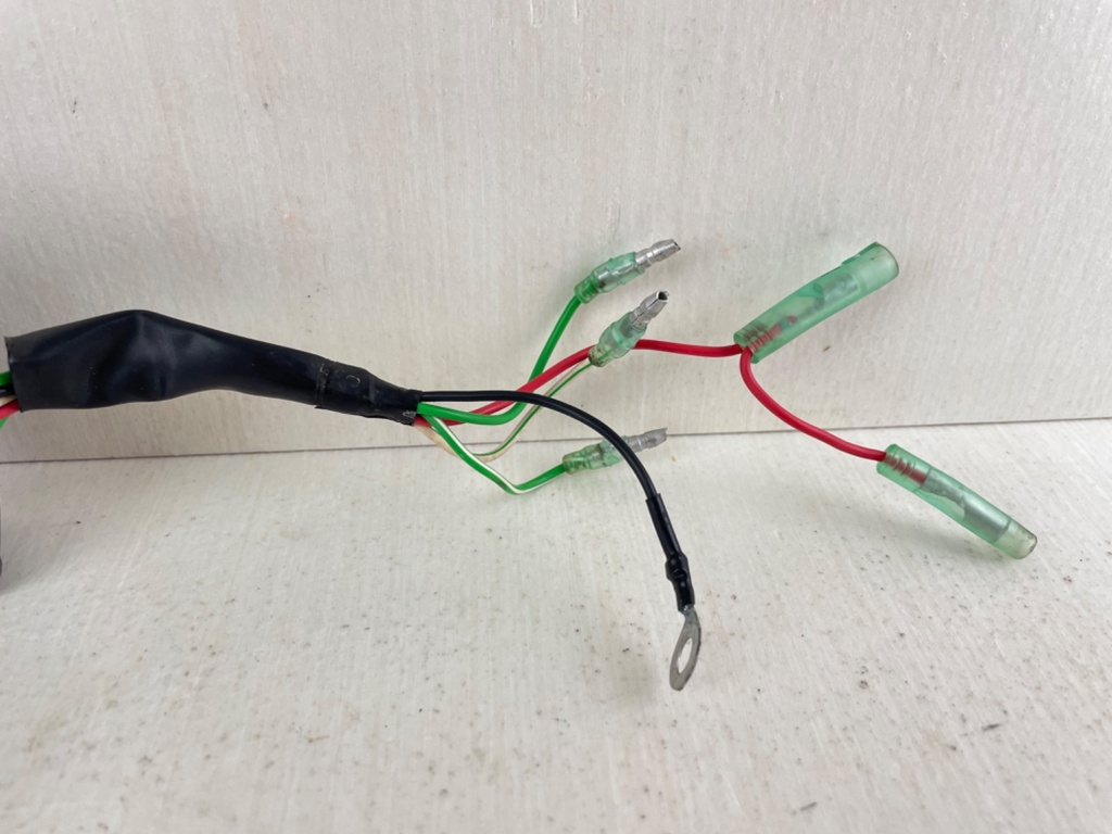 1997 Yamaha 9.9HP 2 Stroke Outboard Rectifier Regulator Assembly 6G8-81960-00-00