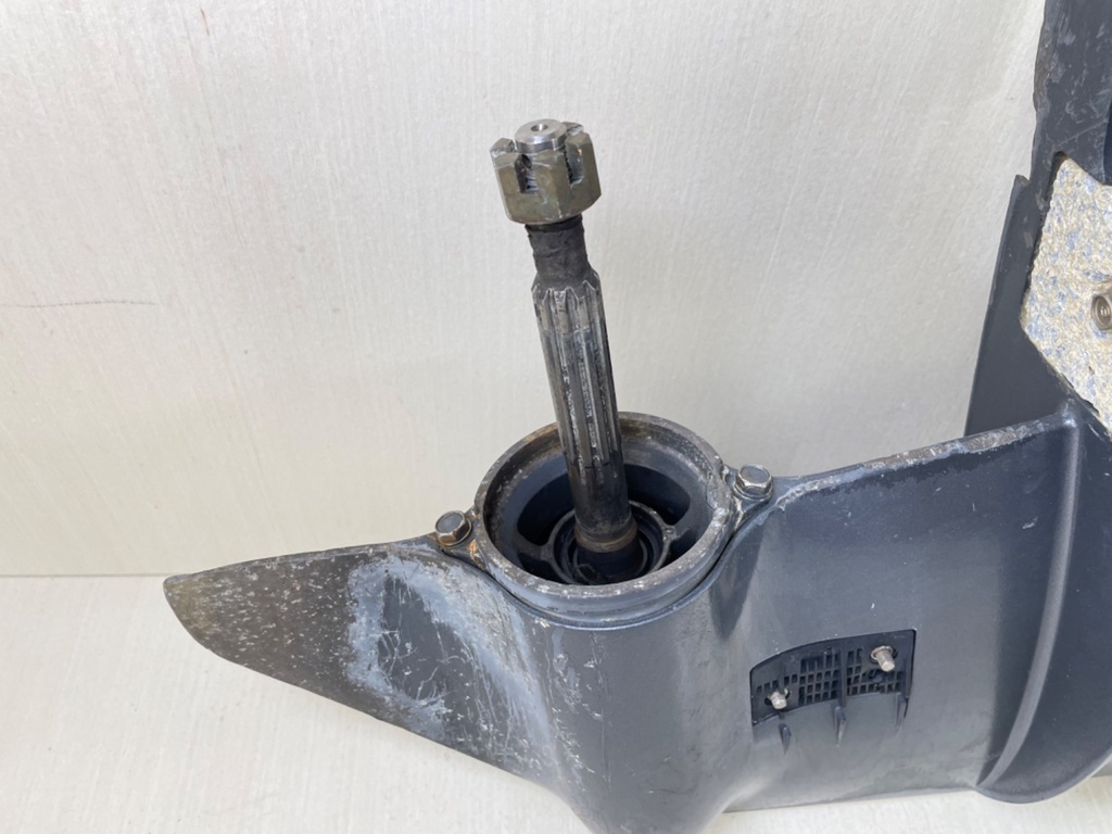 2011 Yamaha 25HP 4 Stroke Outboard L Lower Unit Gear Case RH 65W-45300-11-4D  