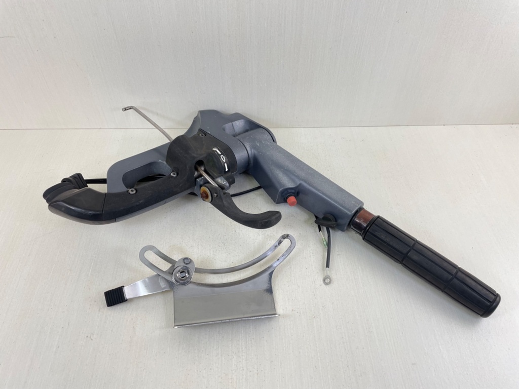 2010 Yamaha 25HP 4 Stroke Outboard Tiller Handle Steering Setup 6BP-W0084-00-4D  