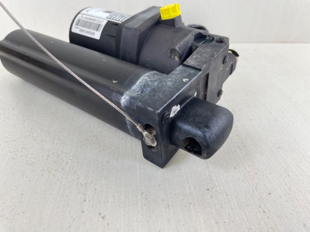 1988-14 Mercury 70 90 115 120 125 HP Outboard Power Trim Tilt Unit