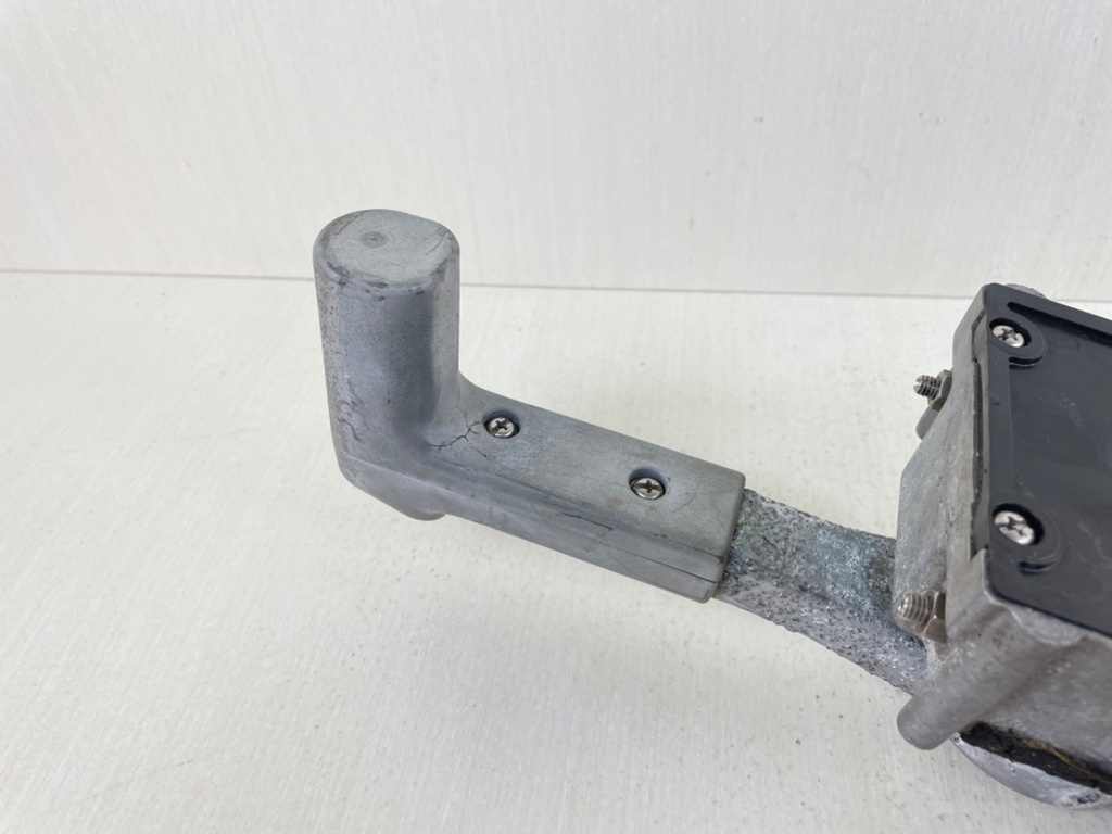 Yamaha 704 Top Mount Control Box For Parts OEM