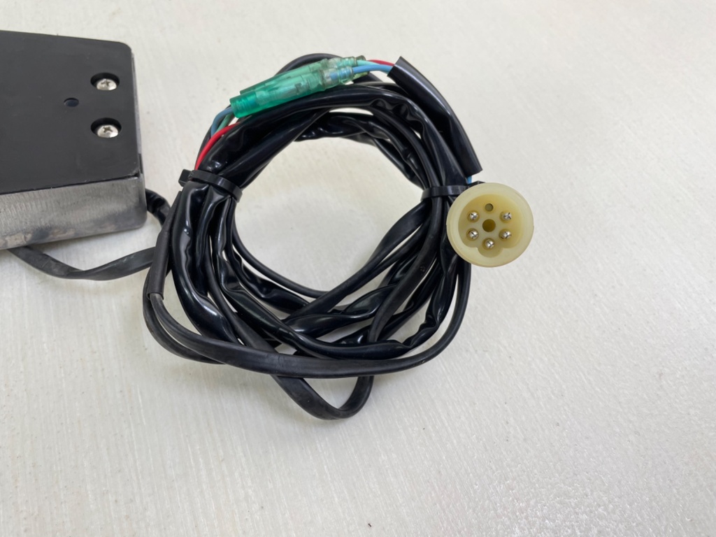 Yamaha 704 Top Mount Binnacle Control Box - New Style