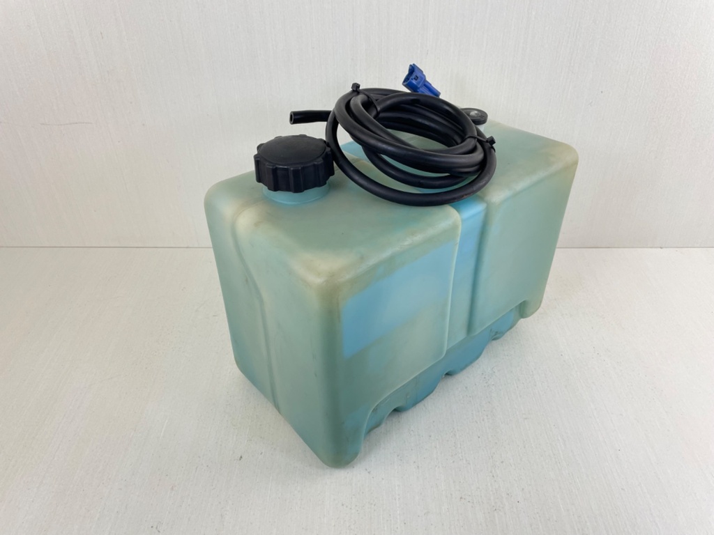 Yamaha Outboard 2 Stroke Remote Sub Oil Tank With Pump & Sensor 10.5L