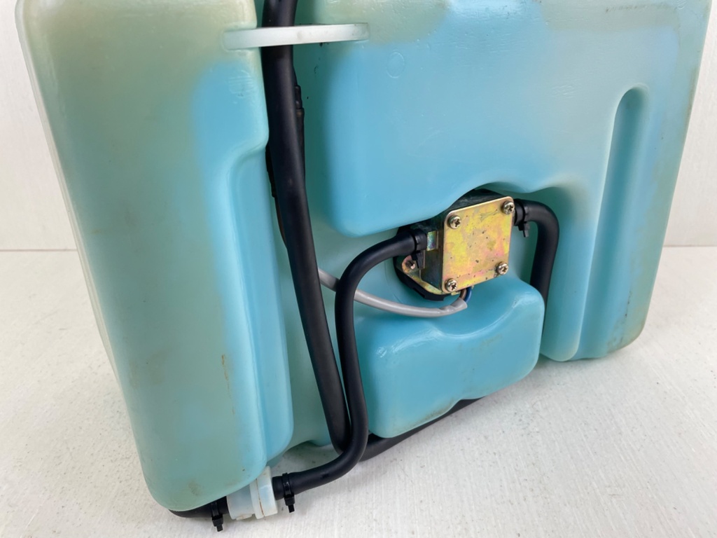 Yamaha Outboard 2 Stroke Remote Sub Oil Tank With Pump & Sensor 10.5L