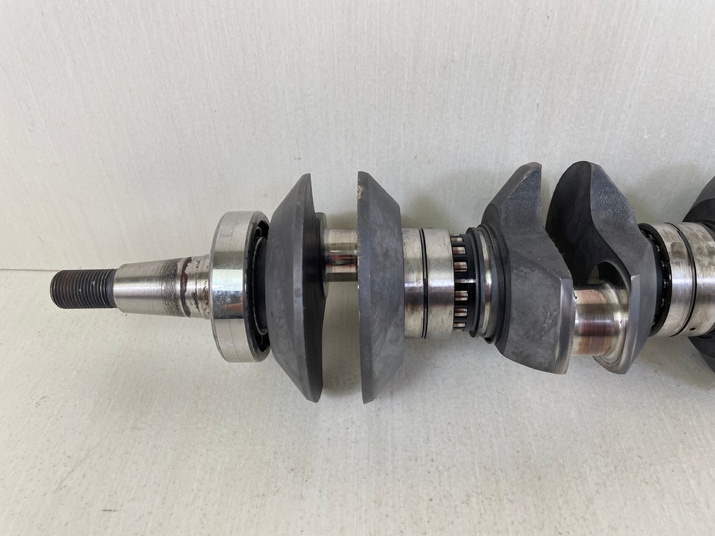 1995 Mercury 120HP 2 Stroke Outboard Force Crankshaft Crank 489-820319T1