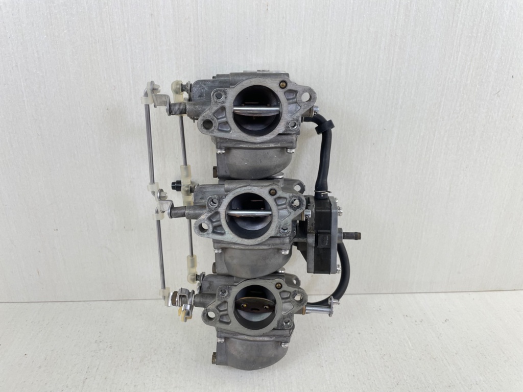 97-2002 Yamaha 25HP 2 Stroke Outboard Carburetor Assembly Set 1 2 3 