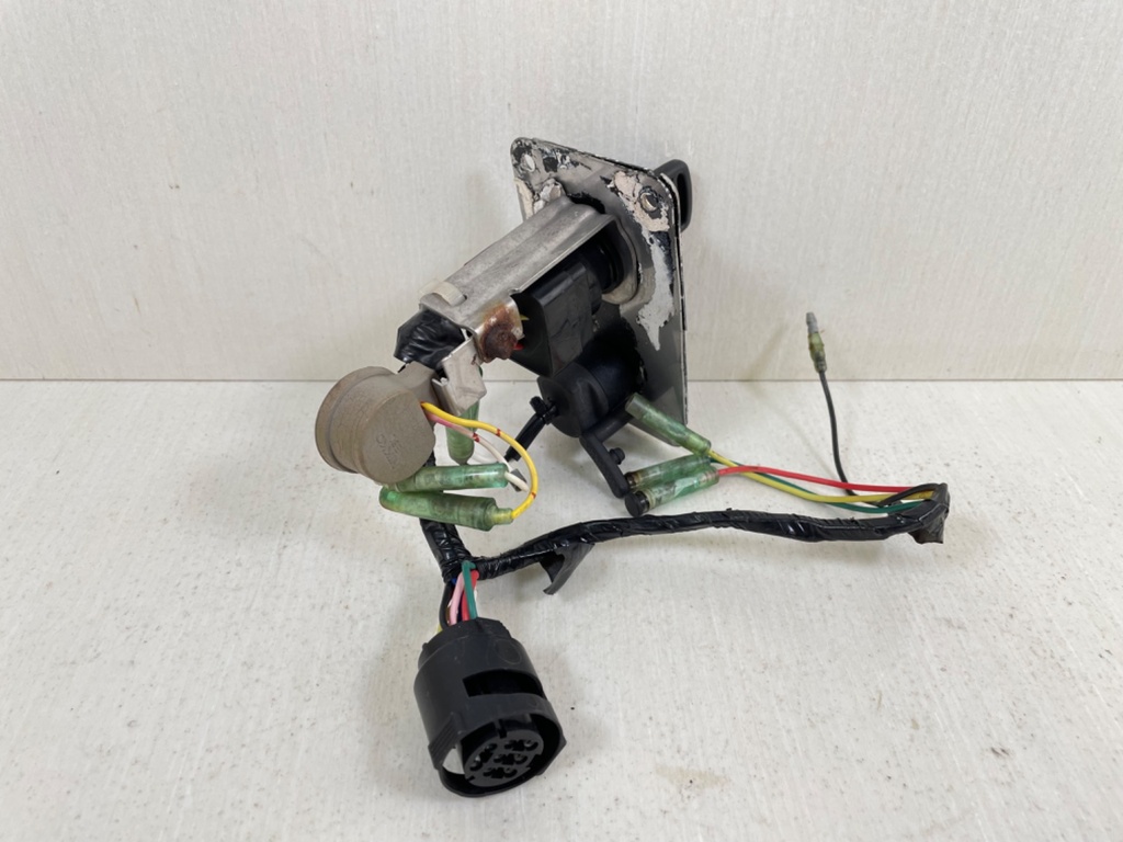 Yamaha Single Engine Key Switch With Key Assembly Panel