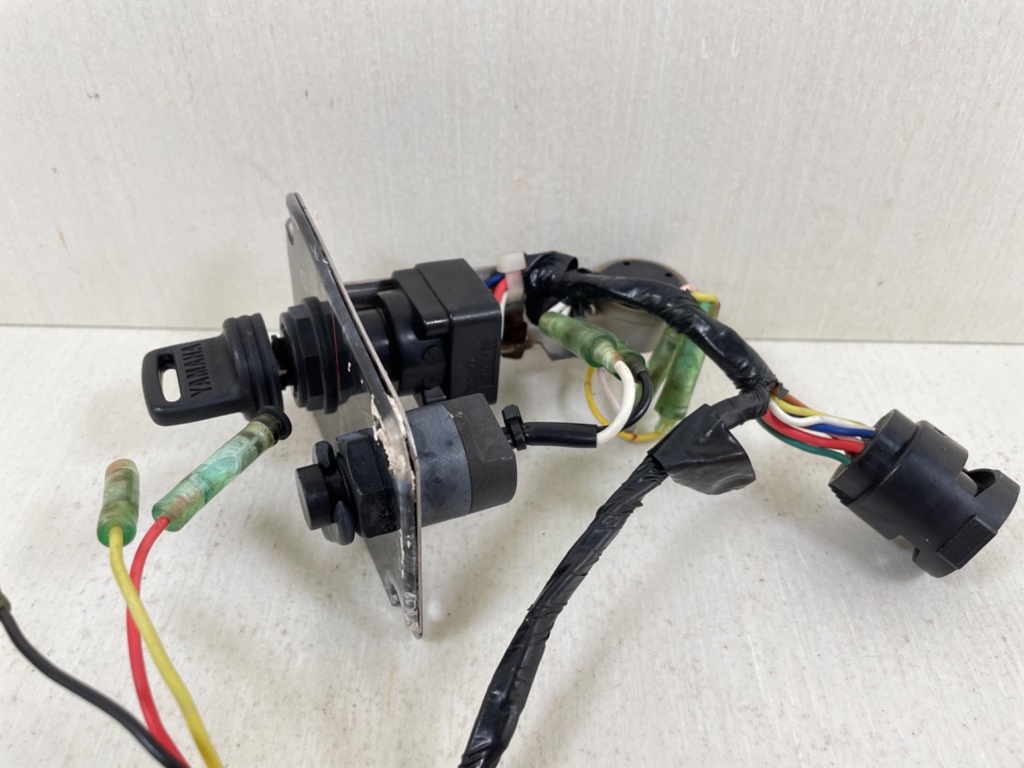 Yamaha Single Engine Key Switch With Key Assembly Panel