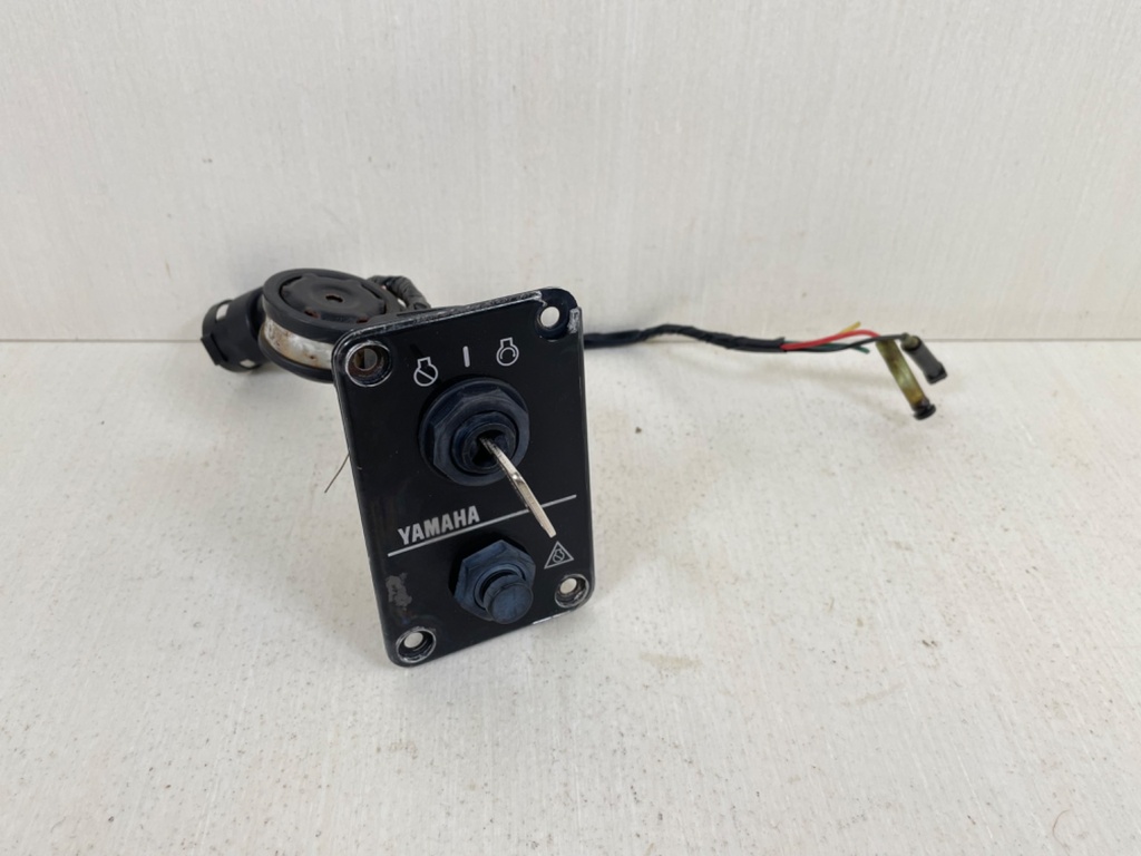 Yamaha Outboard Single Engine Key Switch W/ Key