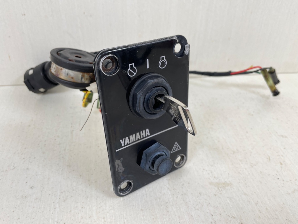Yamaha Outboard Single Engine Key Switch W/ Key