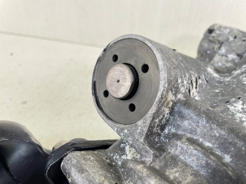 90HP - 300HP Evinrude Johnson BRP Power Trim & Tilt Unit Assembly