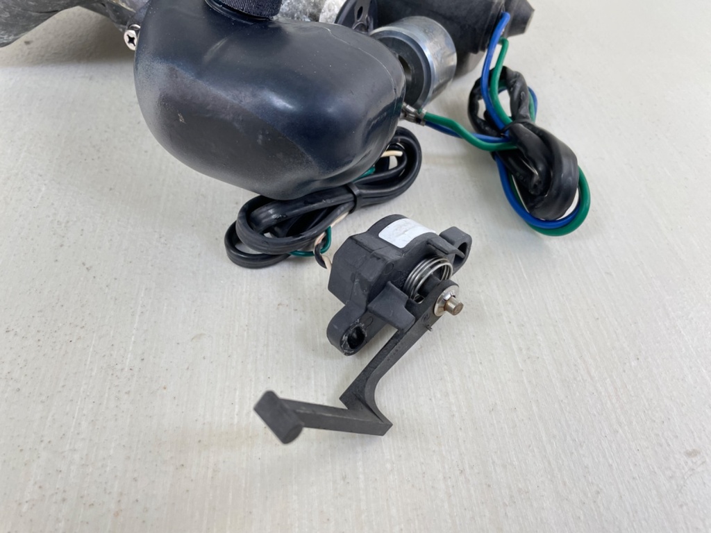 90HP - 300HP Evinrude Johnson BRP Power Trim & Tilt Unit Assembly