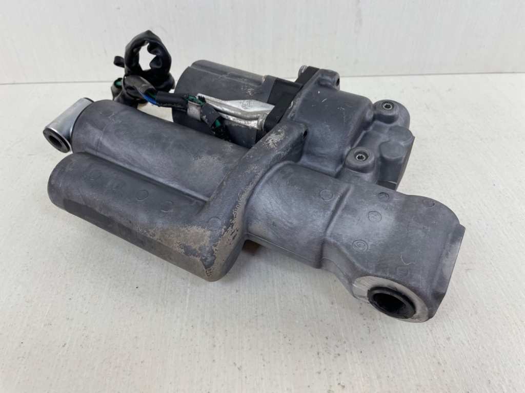 56000-ZV5-823ZA Honda 40 45 50 HP 4 Stroke Outboard Power Trim Tilt Unit 97-03