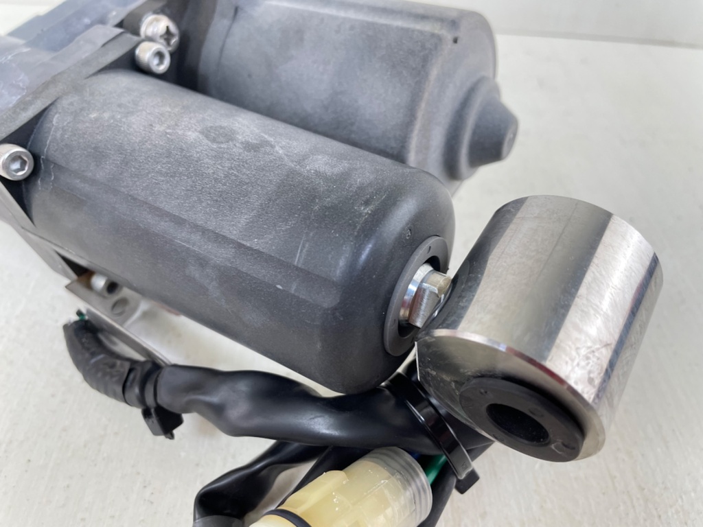 Suzuki Honda 40 50 HP Outboard Power Trim Tilt Unit 56000-ZW4-H18 2004-2010