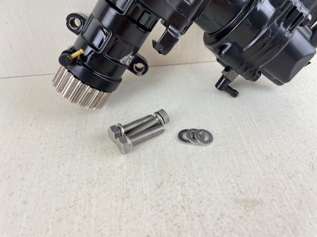 2003 Nissan 40 50 HP TLDI Outboard Air Compression Assembly 3T5B100001