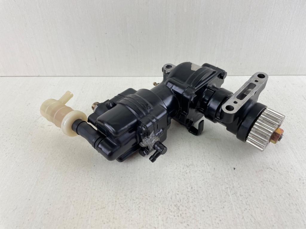 2003 Nissan 40 50 HP TLDI Outboard Air Compression Assembly 3T5B100001