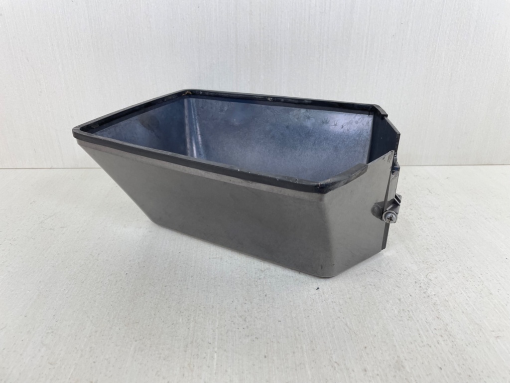 2003 Nissan 40 50 HP 2 Stroke TLDI Outboard Lower Motor Cover Cowl Pan