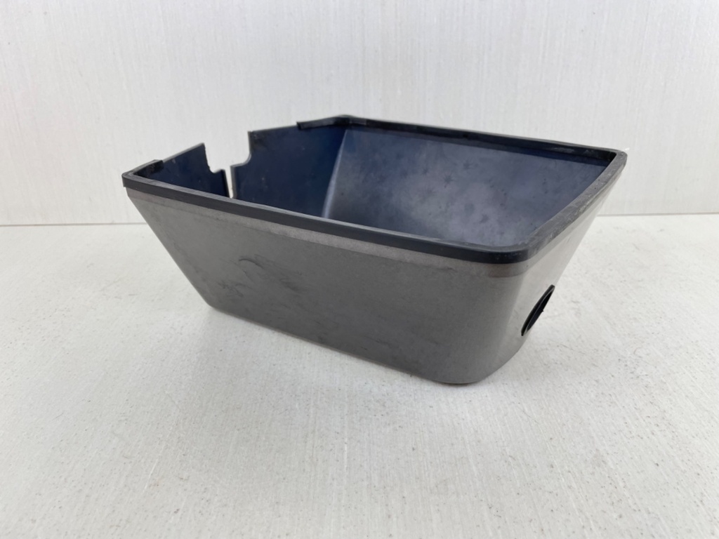 2003 Nissan 40 50 HP 2 Stroke TLDI Outboard Lower Motor Cover Cowl Pan