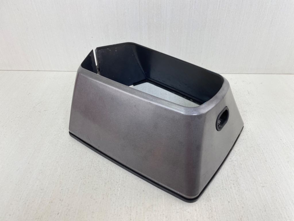 2003 Nissan 40 50 HP 2 Stroke TLDI Outboard Lower Motor Cover Cowl Pan