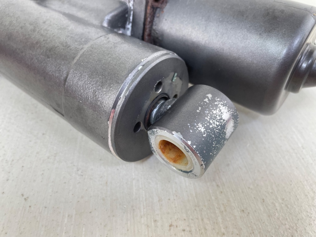 Nissan 40 50 HP 2 Stroke Outboard Power Trim Tilt Unit Assembly 3T5S771500