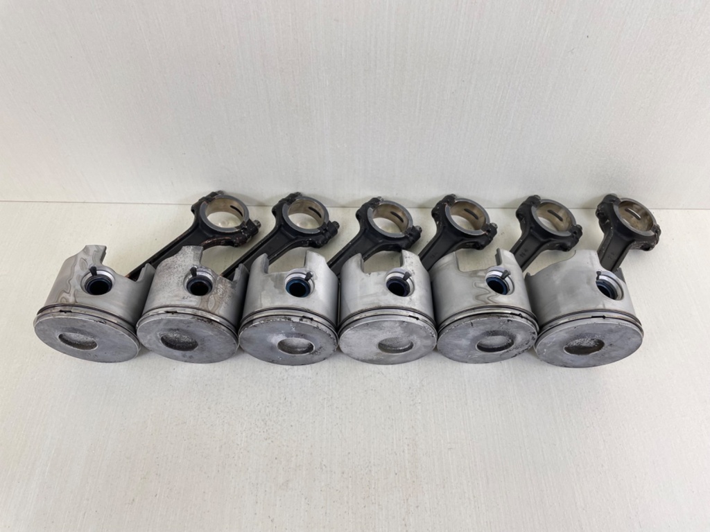 2000 Mercury 200HP Optimax 2 Stroke Starboard Port Piston & Rod Assembly Set 859297T2, 859296T2