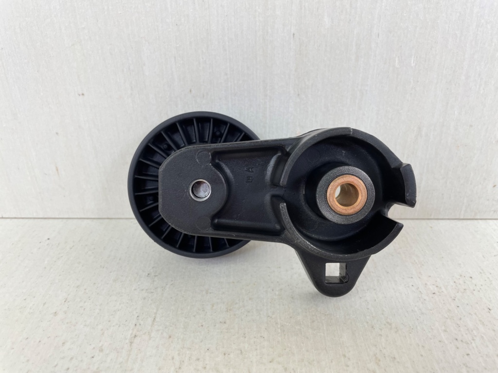 2002 Mercury 200HP Optimax 2 Stroke DFI Outboard Engine Belt Tensioner 850291T3