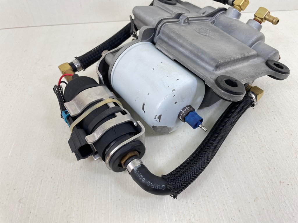 2000 Mercury 200 225 HP Optimax 2 Stroke VST Vapor Seperator Tank Assembly 855432A2