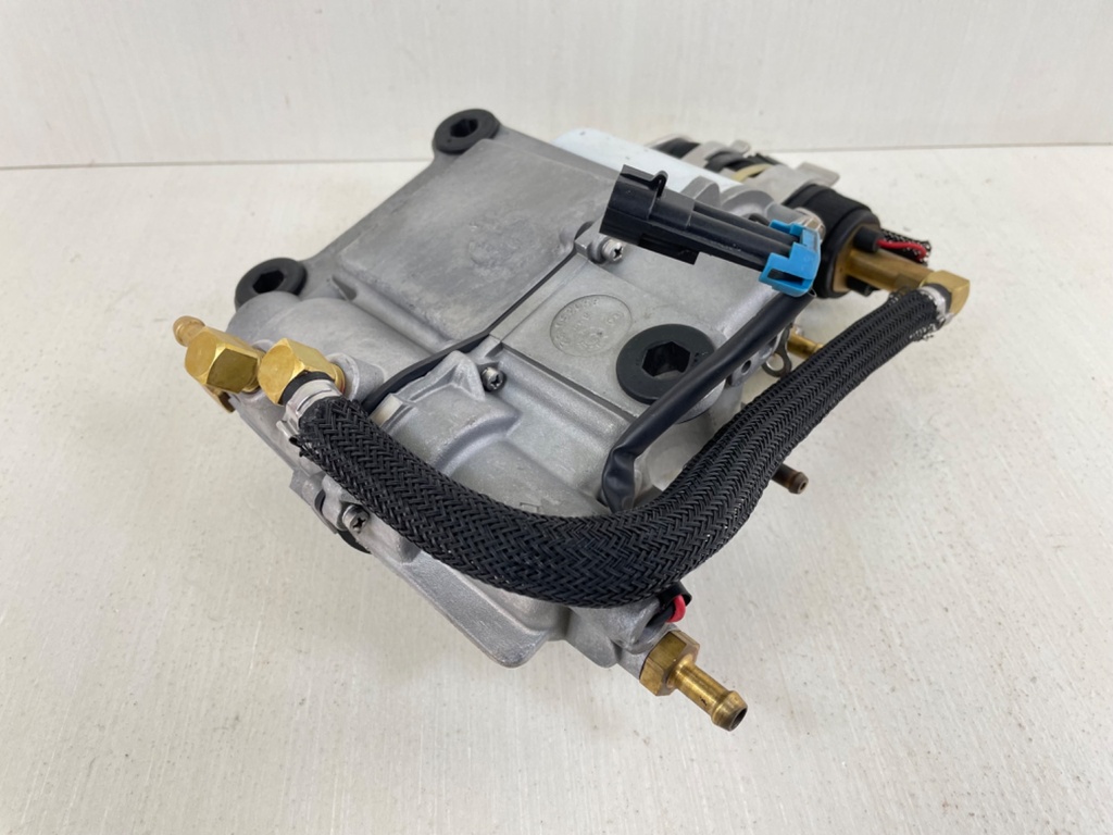 2000 Mercury 200 225 HP Optimax 2 Stroke VST Vapor Seperator Tank Assembly 855432A2