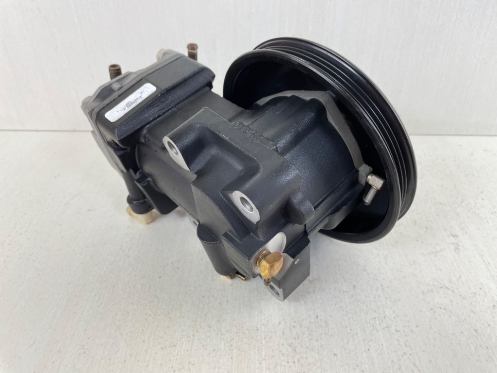 2002 Mercury 200HP Optimax 2 Stroke DFI Air Compressor Assembly 828123T15