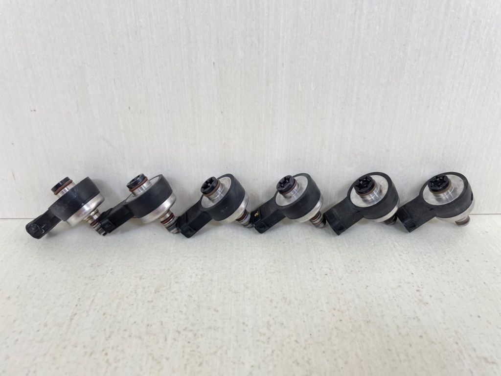 2002 Mercury 225HP Optimax 2 Stroke Air Injector Set 850065A11