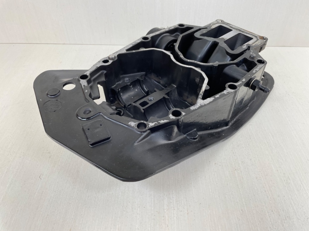 Mercury 200 225 250 HP 2 Stroke 3.0L Outboard Exhaust Plate 832935A15