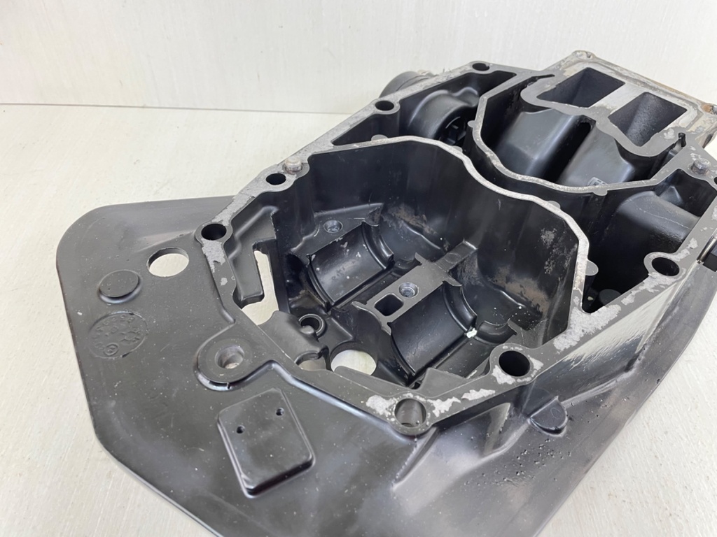 Mercury 200 225 250 HP 2 Stroke 3.0L Outboard Exhaust Plate 832935A15