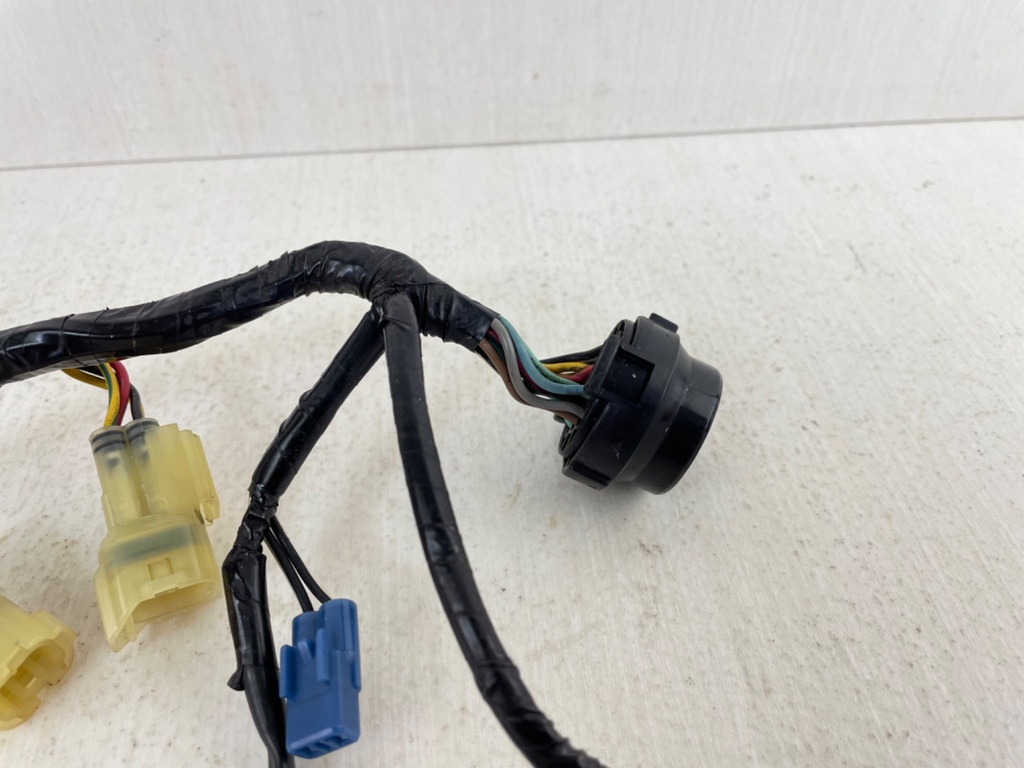 2003 Honda BF 40 50 HP 4 Stroke Outboard Engine Wire Harness 32520-ZV5-821