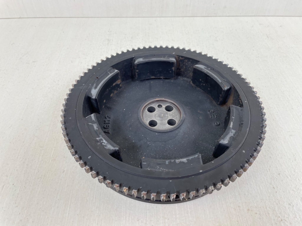 Honda BF 40 50 HP 4 Stroke Outboard Flywheel Assembly 31100-ZV5-681ZA