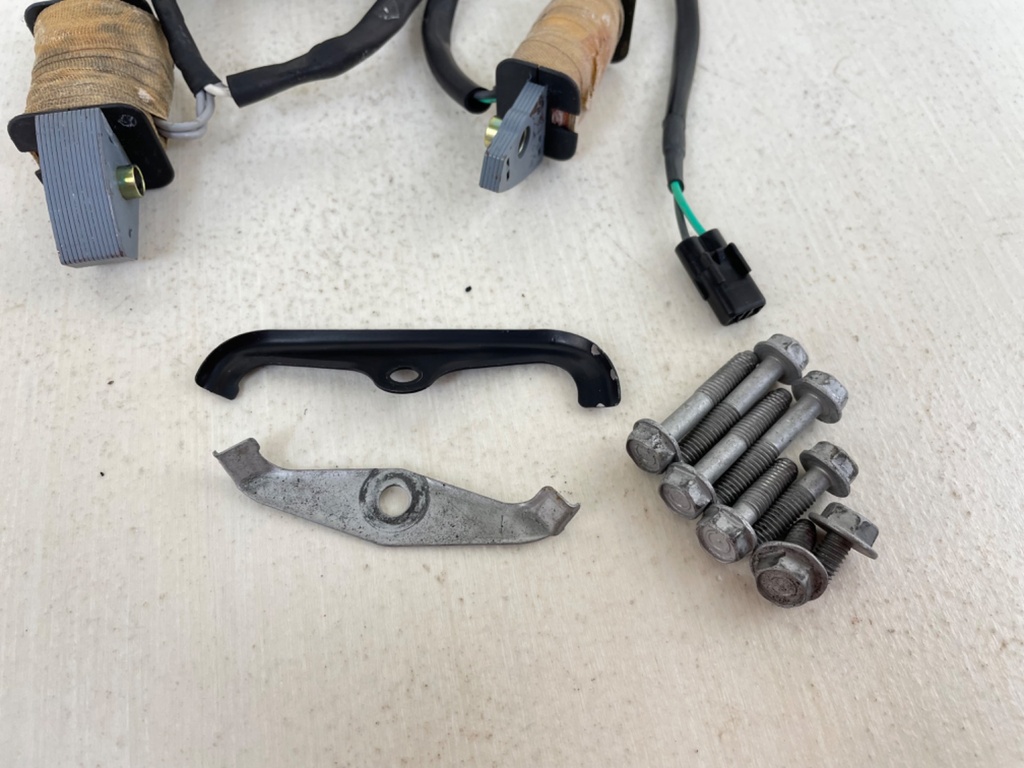 Honda BF 40 50 HP 4 Stroke Outboard Power Charge Coil Assembly 31630-ZV5-912