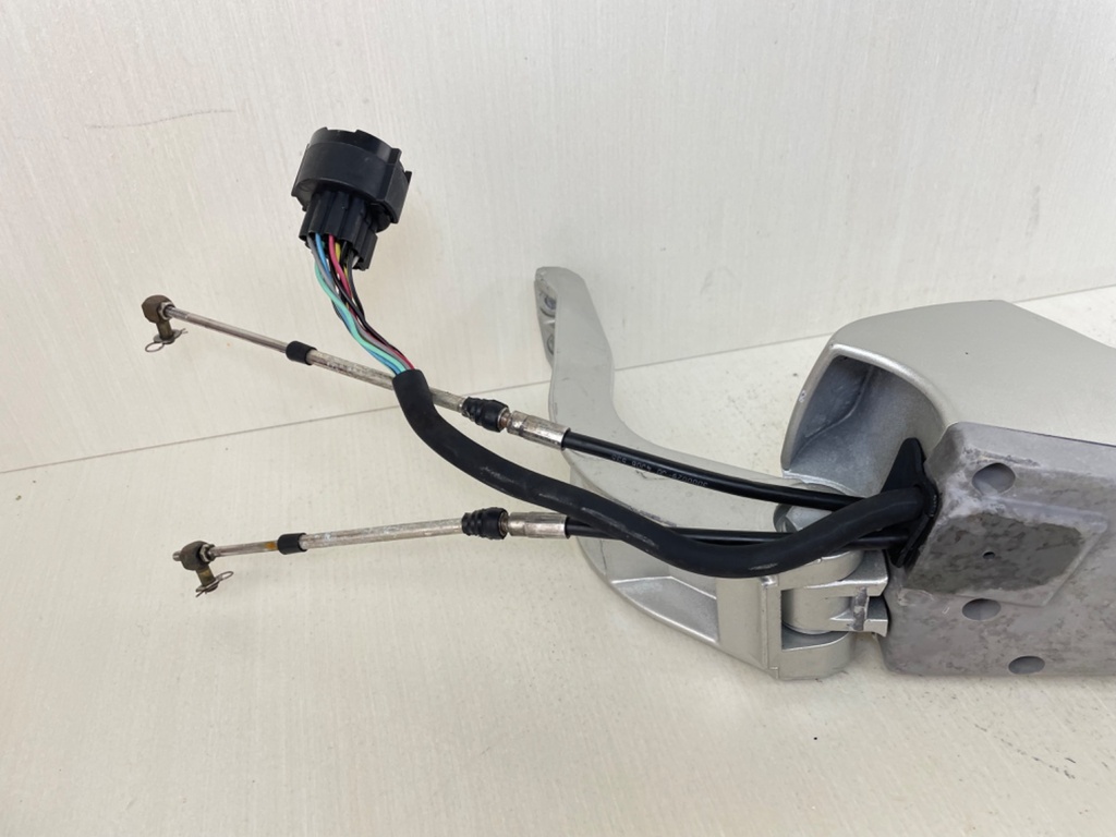 2004 Honda BF 40 50 HP 4 Stroke Outboard Handle Bar Tiller Handle 