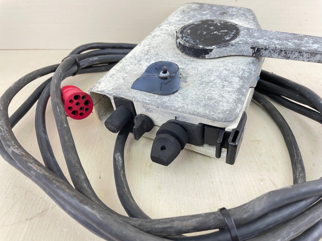 Johnson OMC Command Center Side Mount Control Box With 17' Harness