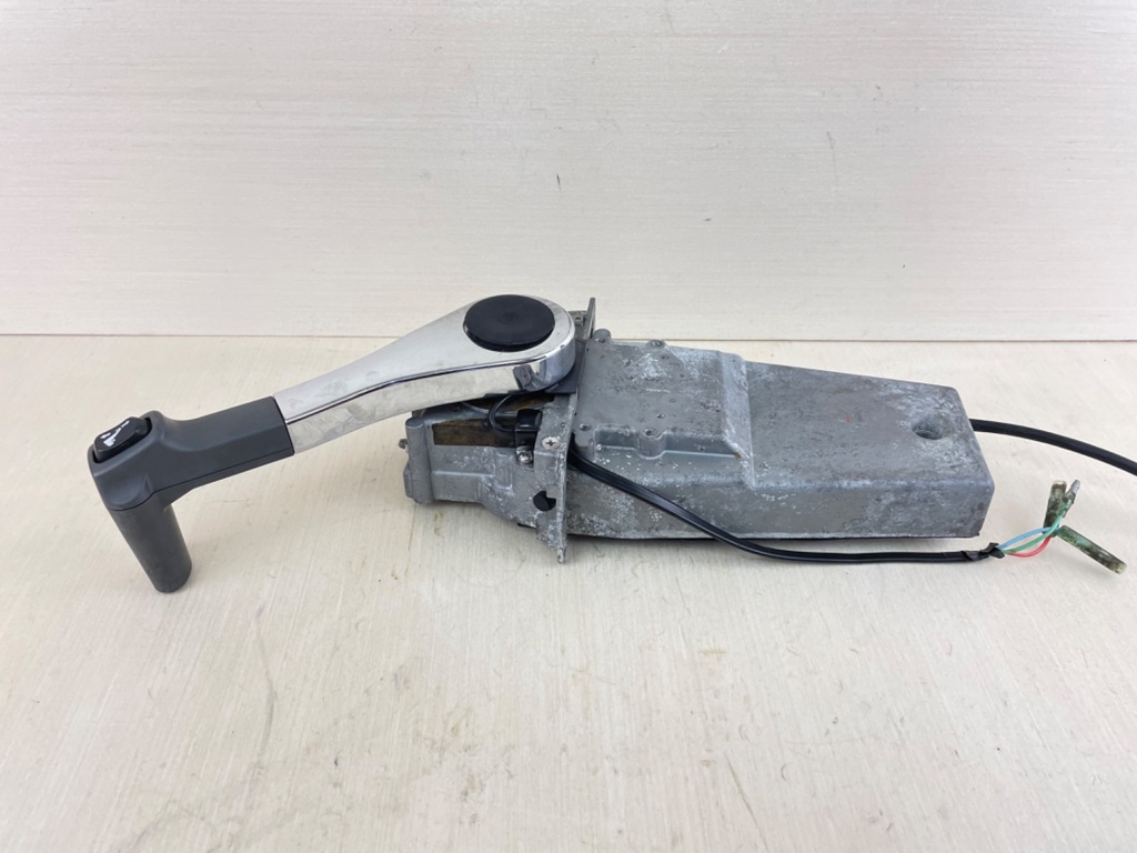 Yamaha 704 Remote Control Top Mount Binnacle Control Box No Cover