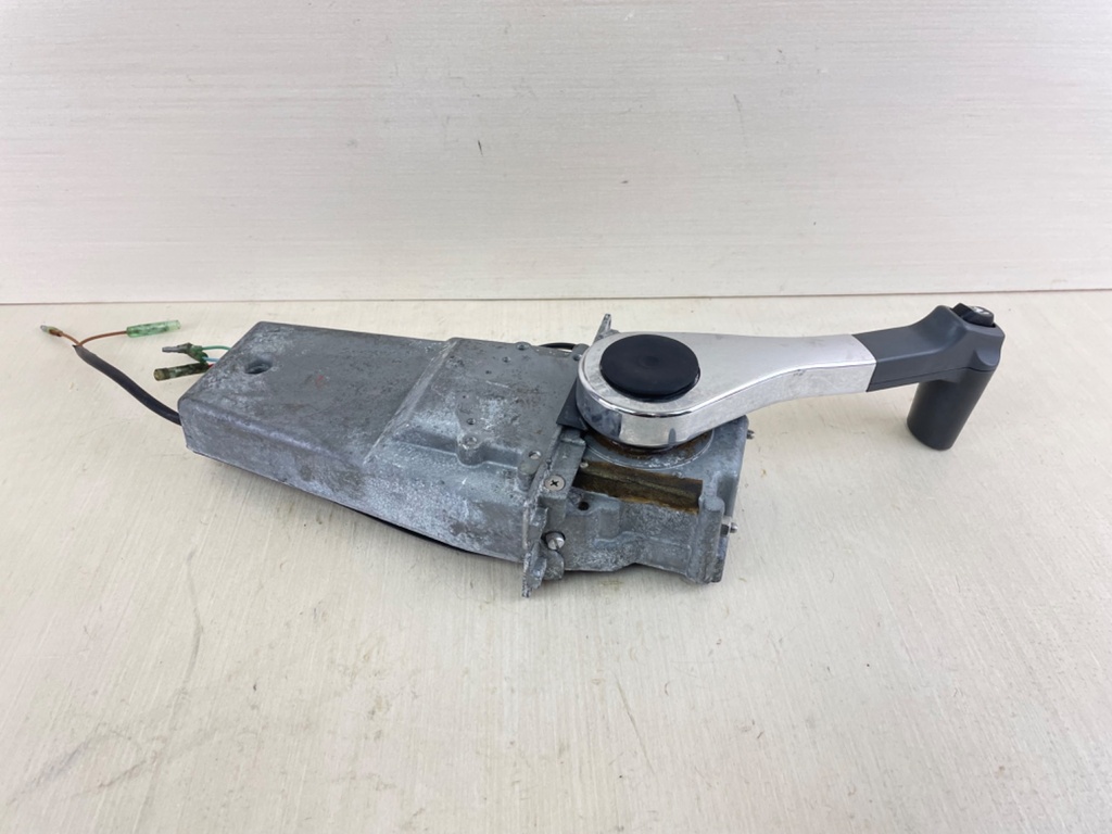 Yamaha 704 Remote Control Top Mount Binnacle Control Box No Cover