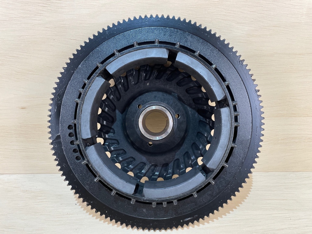 Johnson Evinrude Ficht Flywheel 200 225 250 HP 586653