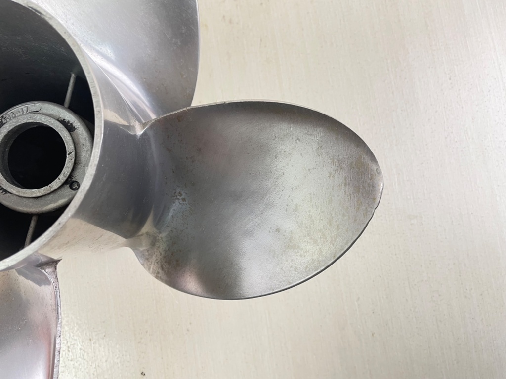 Mercury Marine Stainless Steel Prop Propeller 14 1/4 x 17P 4 Blade Pair