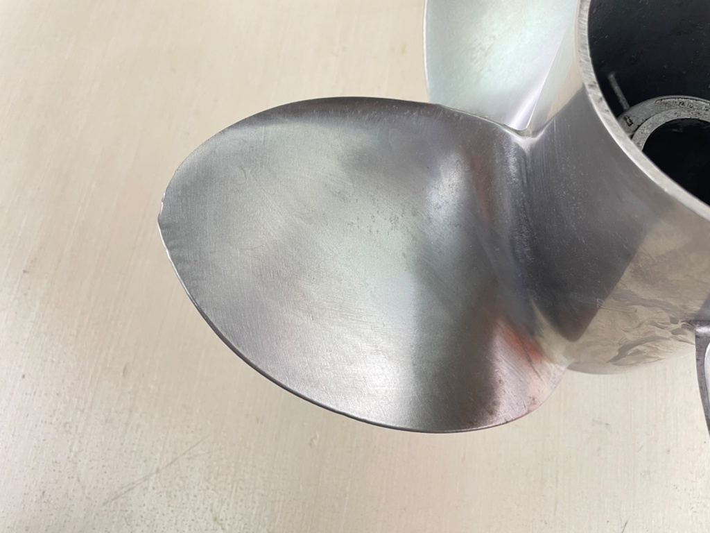 Mercury Marine Stainless Steel Prop Propeller 14 1/4 x 17P 4 Blade Pair