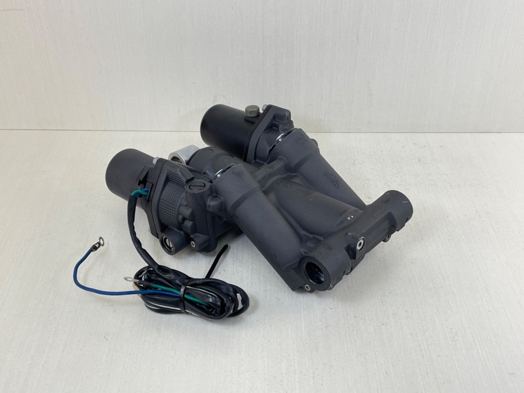 Yamaha 150HP 4 Stroke Outboard Power Trim Tilt Unit 63P-43800-23-00 Like New