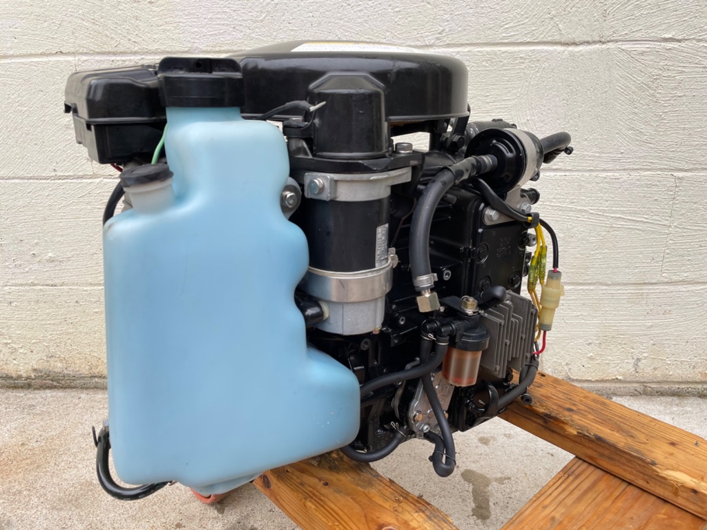 Nissan 40 50 HP TLDI 2 Stroke Outboard Powerhead Assembly Crankase Good Condition