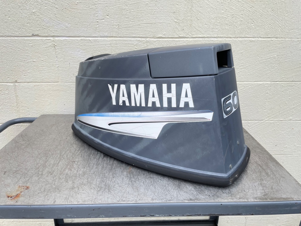 2000-2006 Yamaha 60HP 2 Stroke Outboard Top Cover Cowling Hood